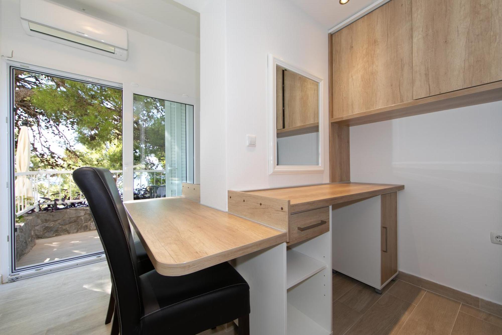Sunset Apartment *